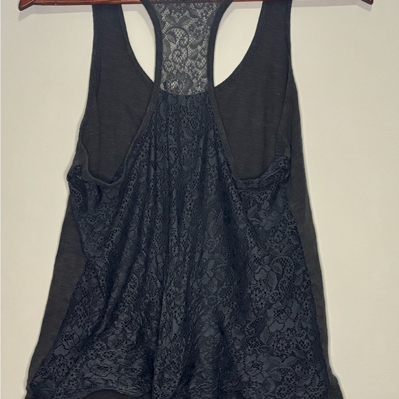 Express Lightning Bolt Tank Top - Picture 3 of 3